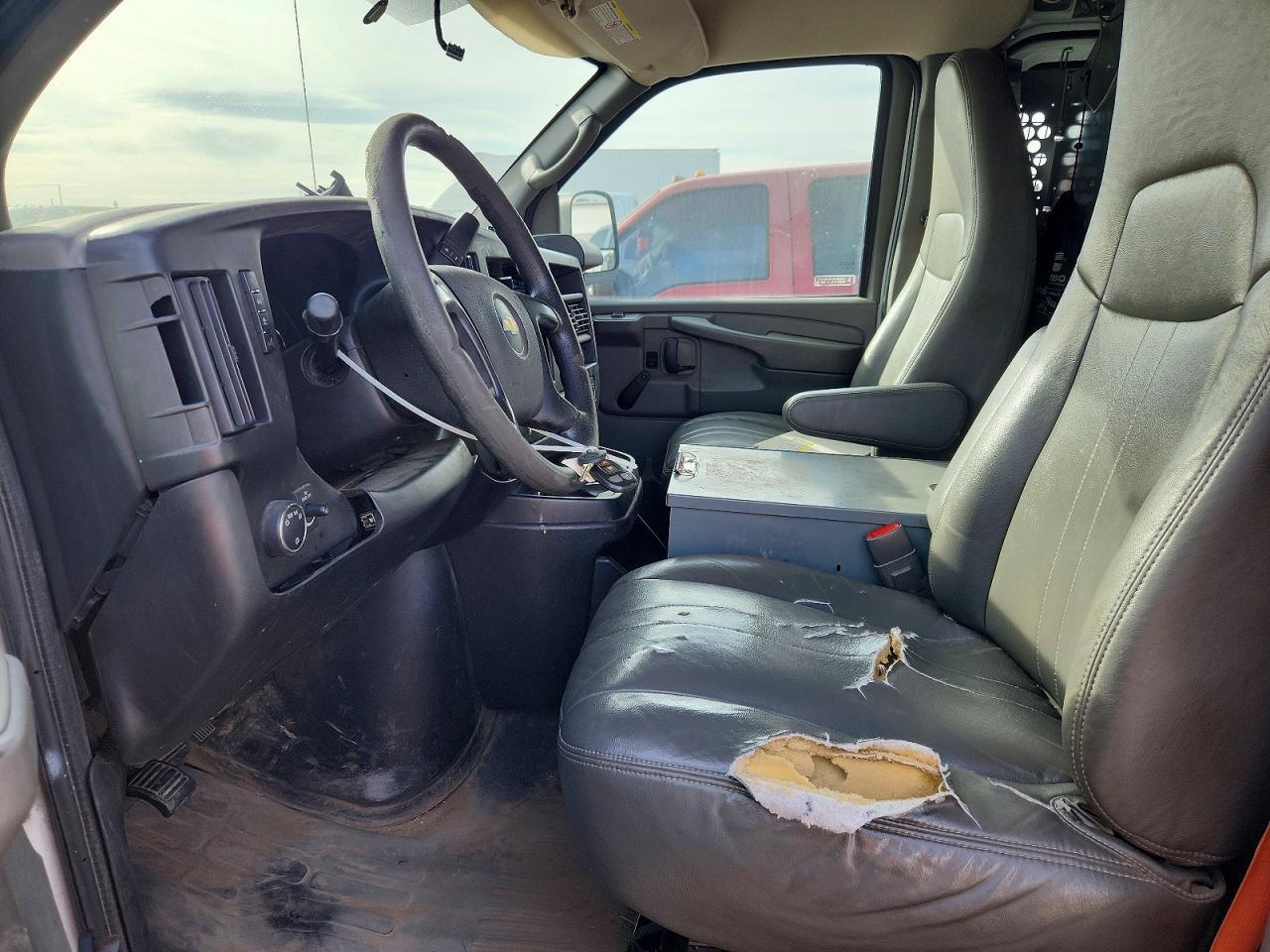 2013 Chevrolet Express 2500 Utility / Service Van