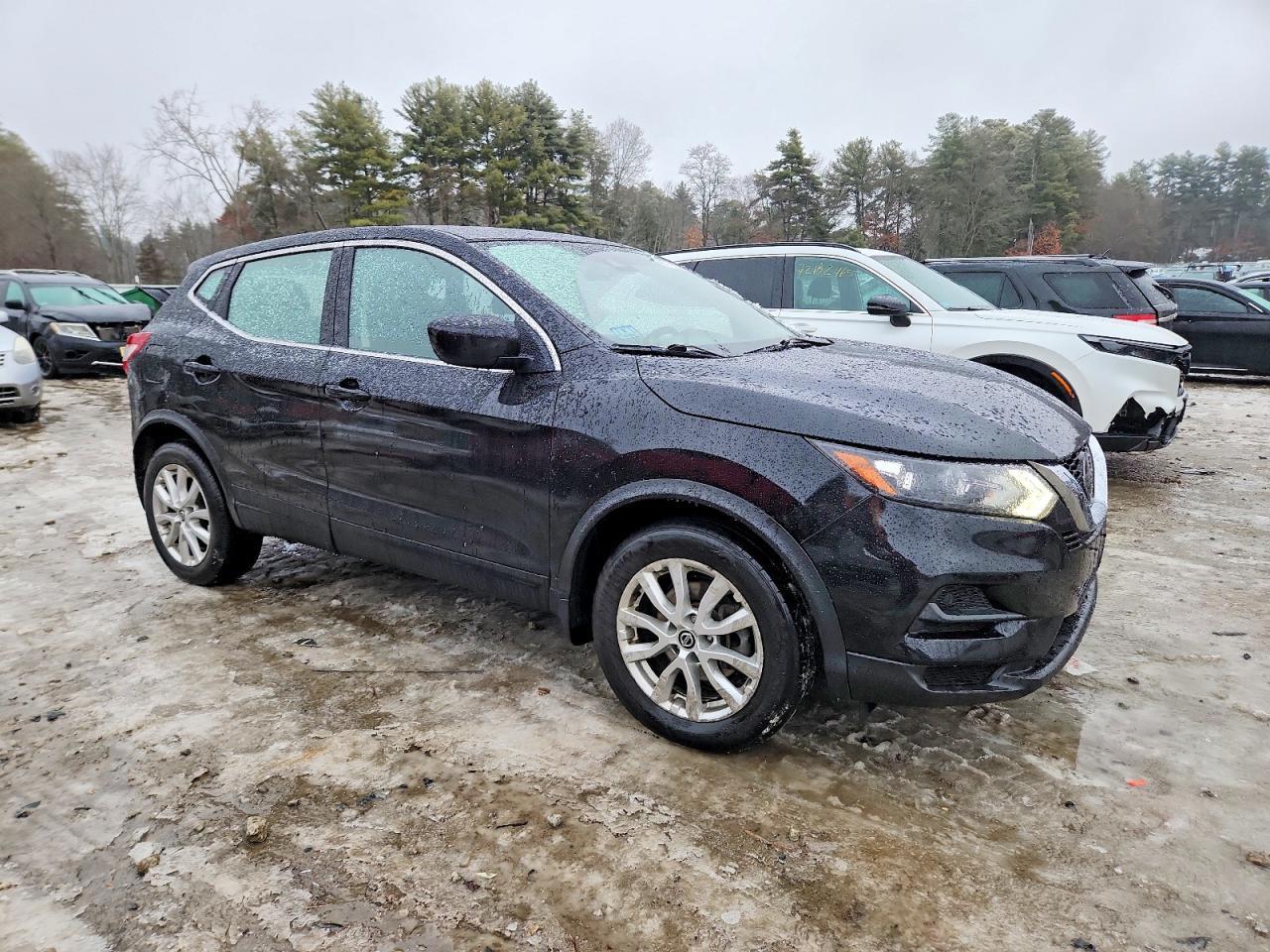 2021 Nissan Rogue Sport s