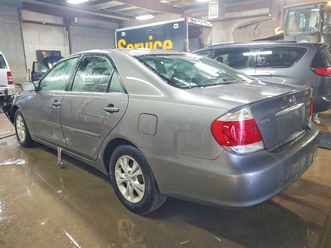 2006 Toyota Camry le