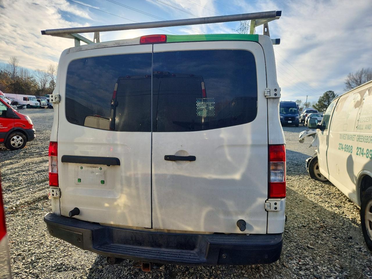 2017 Nissan NV 3500 HD SL