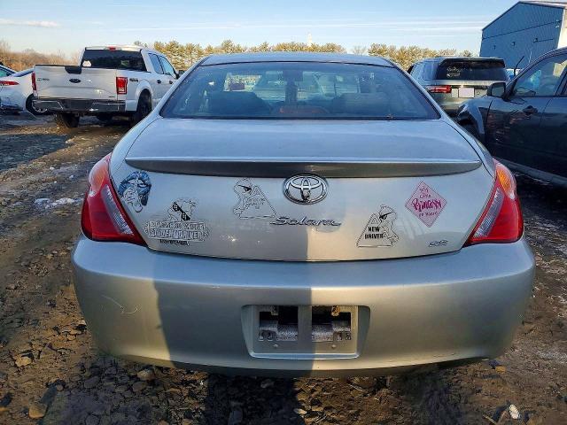 2004 Toyota Camry Solara se