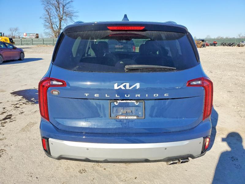 2024 KIA Telluride s