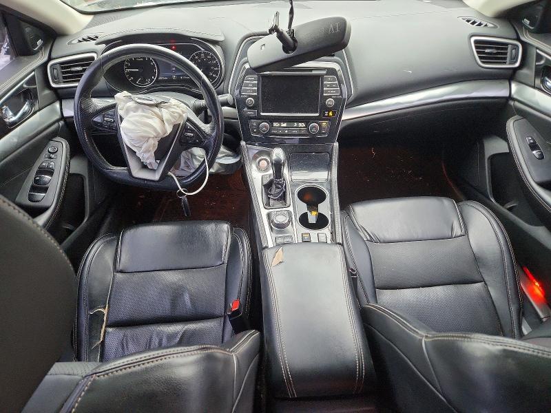 2019 Nissan Maxima s