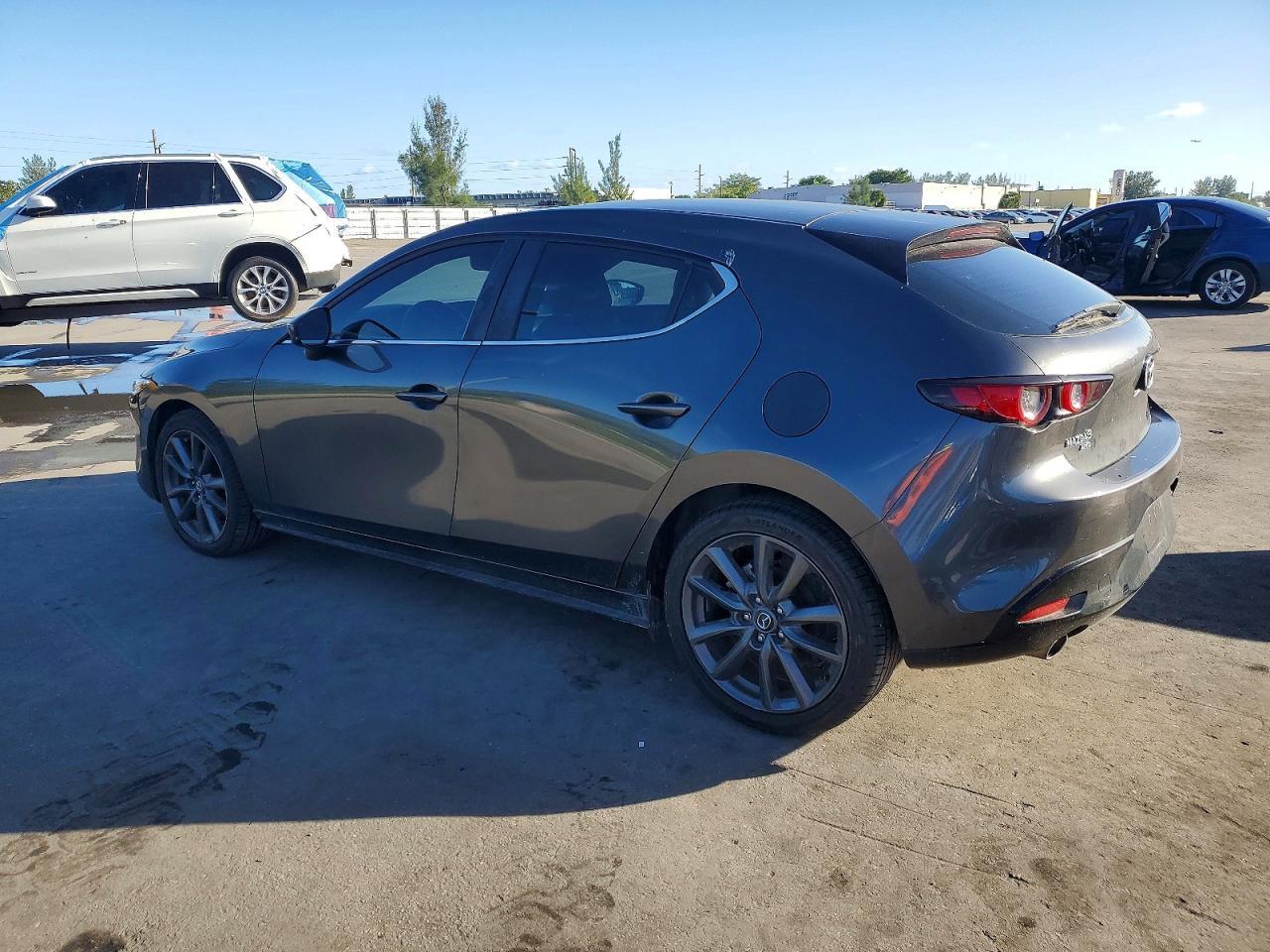 2021 Mazda 3 Preferred