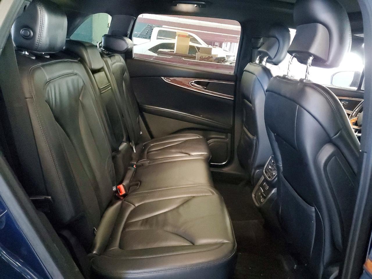 2017 Lincoln Mkx Select