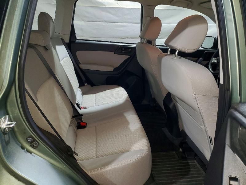 2015 Subaru Forester 2.5i