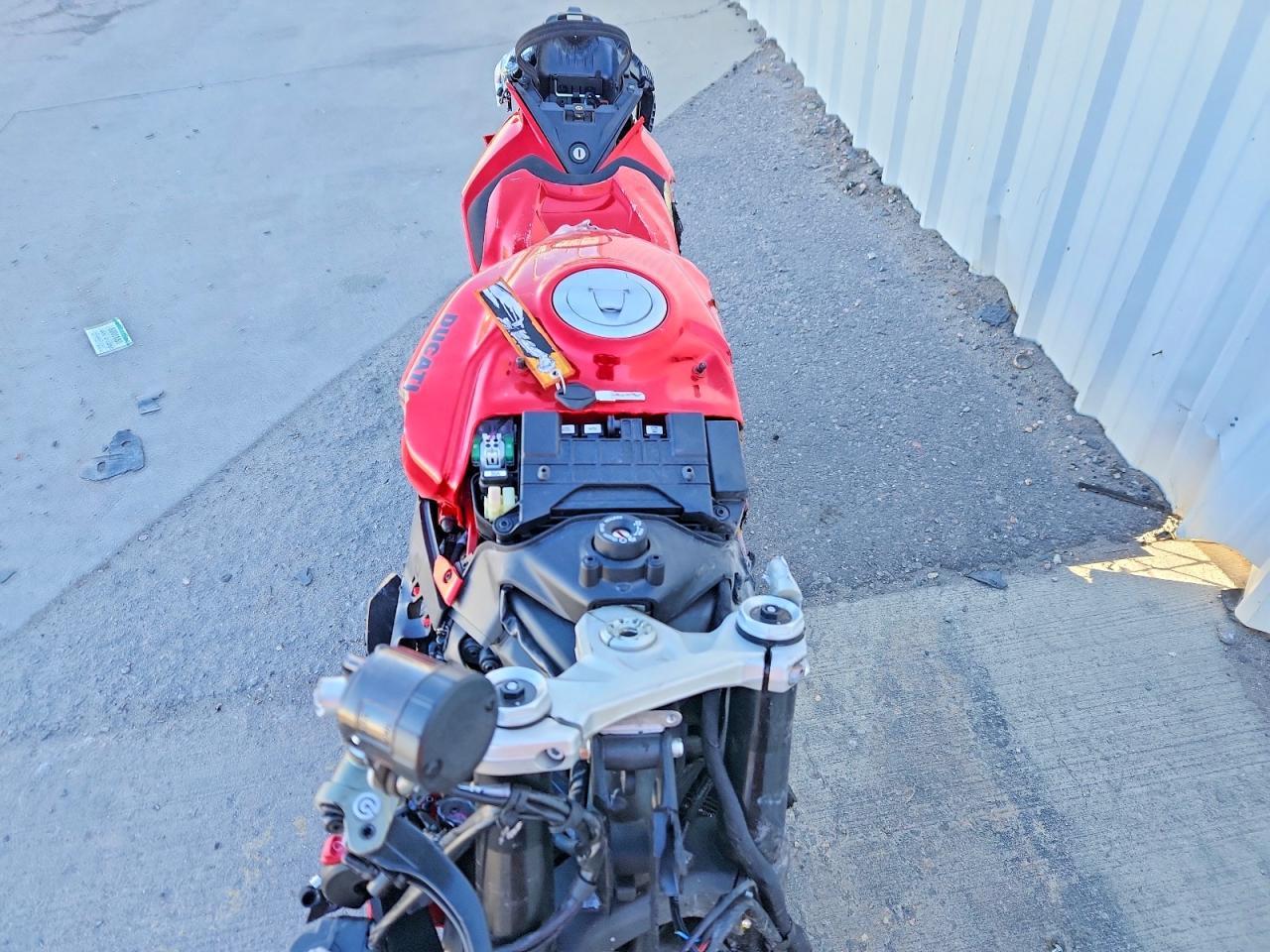 2026 Ducati Panigale V2