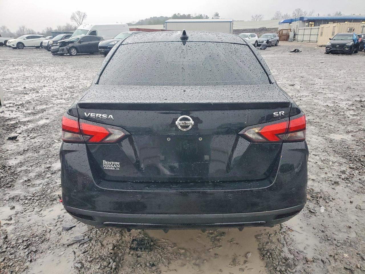 2020 Nissan Versa sr