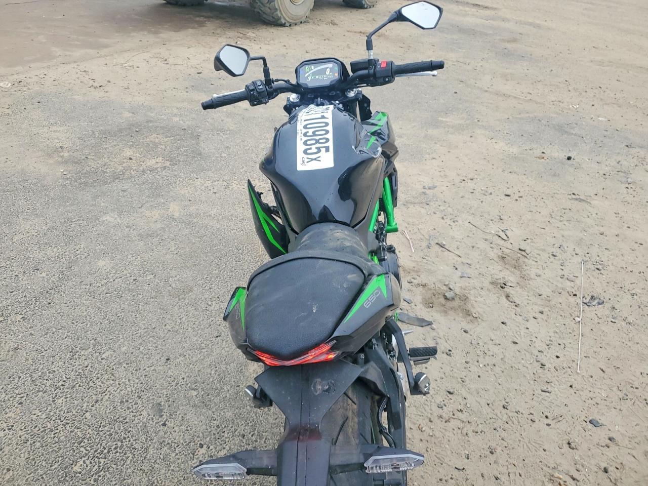 2025 Kawasaki ER650 N