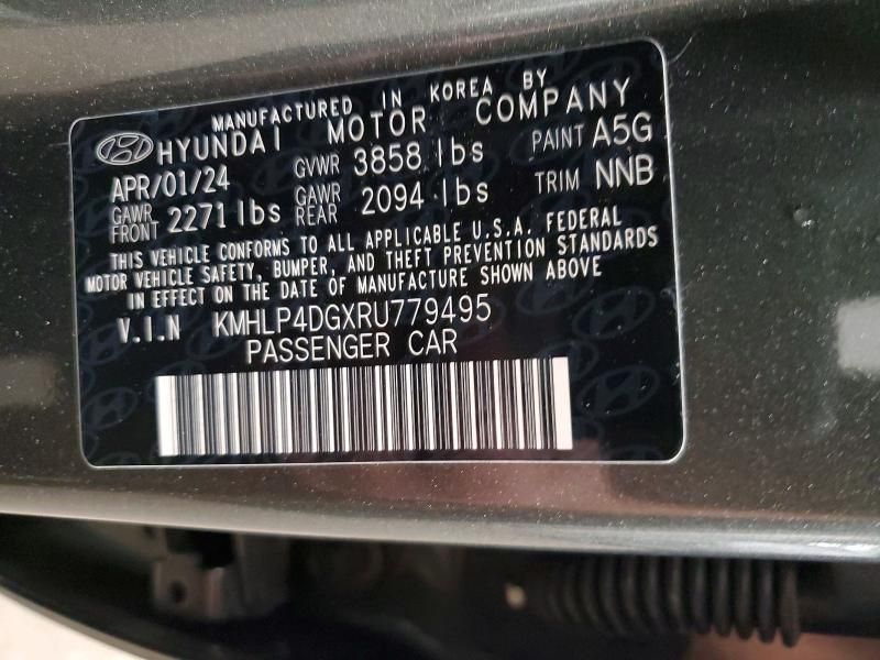 2024 Hyundai Elantra Limited