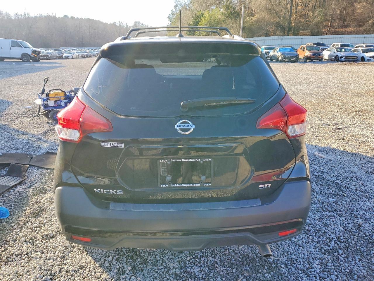 2019 Nissan Kicks s