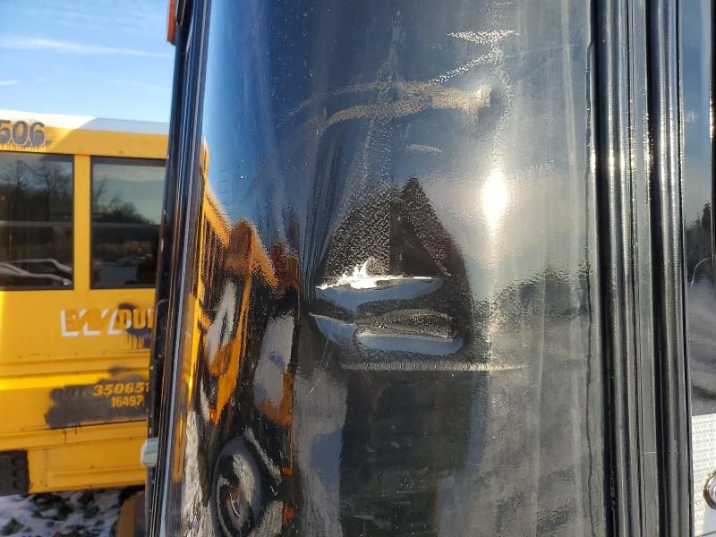 2002 Ford 2002 Thomas Minotour E350-school bus