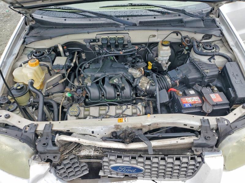 2005 Ford Escape xlt