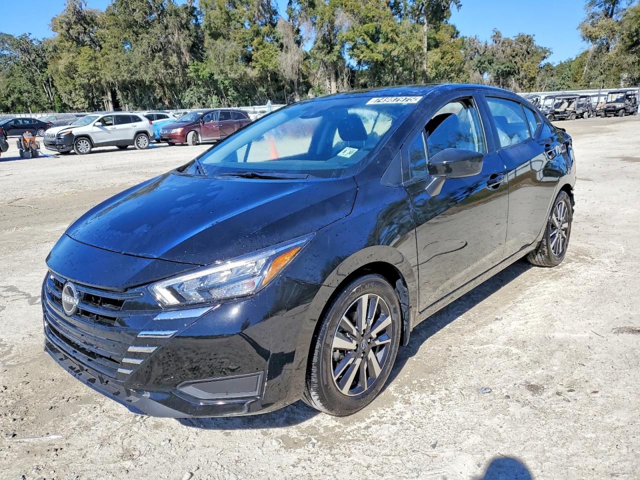 2025 Nissan Versa sv