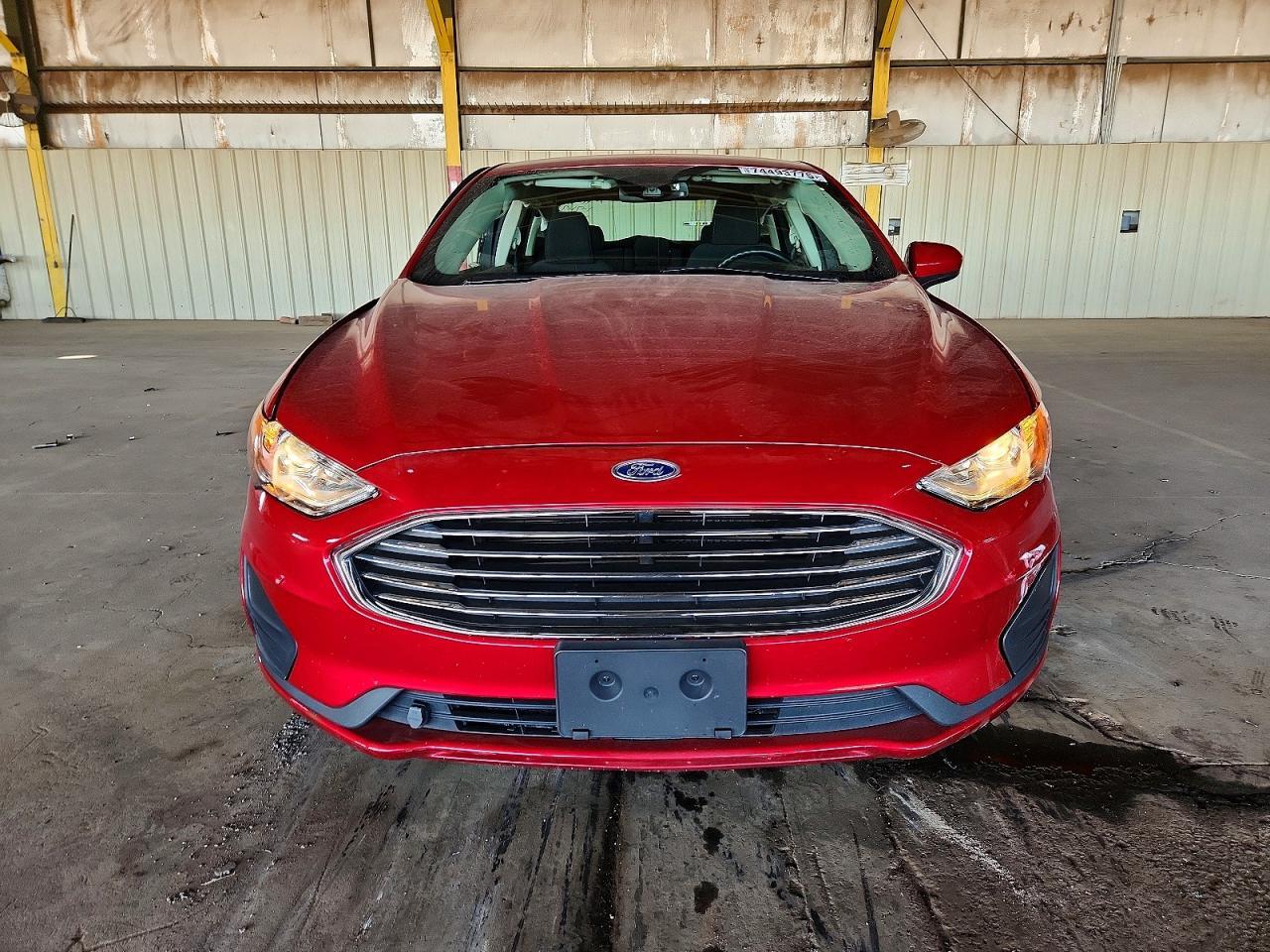 2020 Ford Fusion se