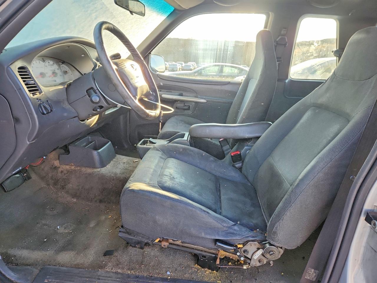 2002 Ford Explorer Sport