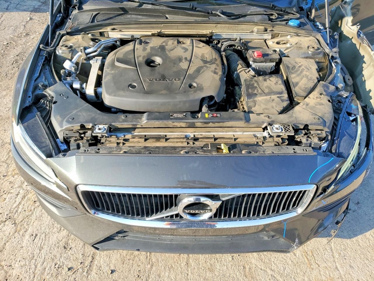 2020 Volvo S60 T6 Momentum