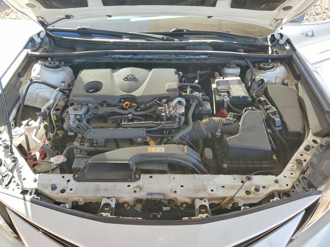 2024 Toyota Camry le