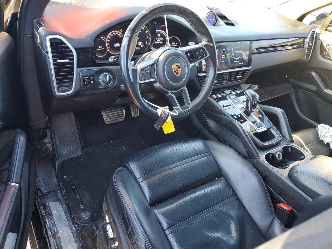 2019 Porsche Cayenne s