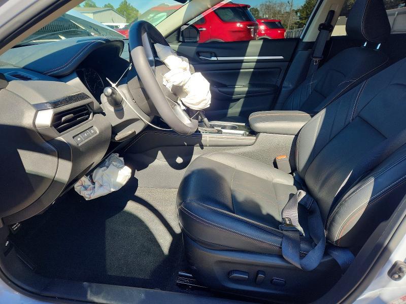 2024 Nissan Altima sr