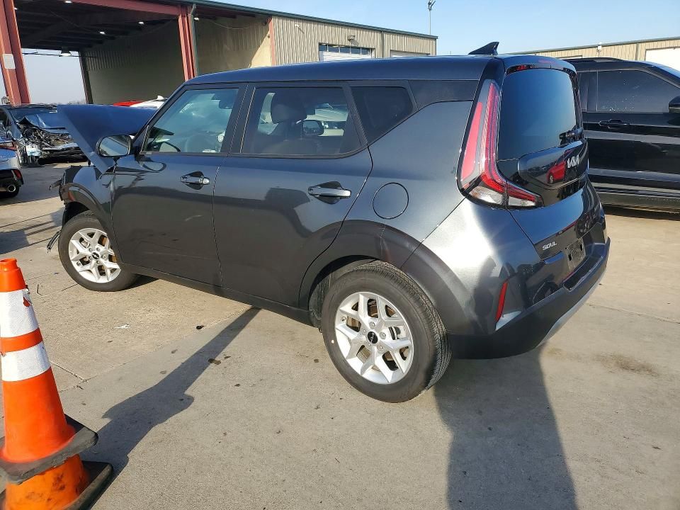 2025 KIA Soul lx
