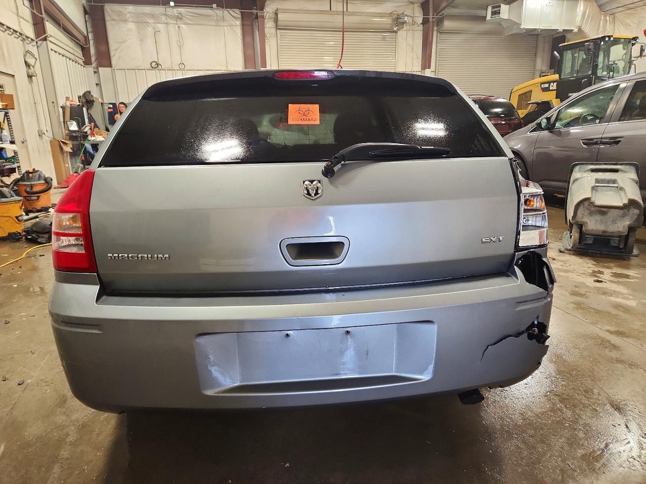 2006 Dodge Magnum sxt