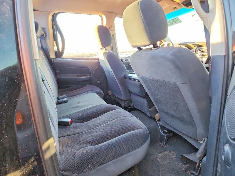 2005 Dodge Ram 1500 st