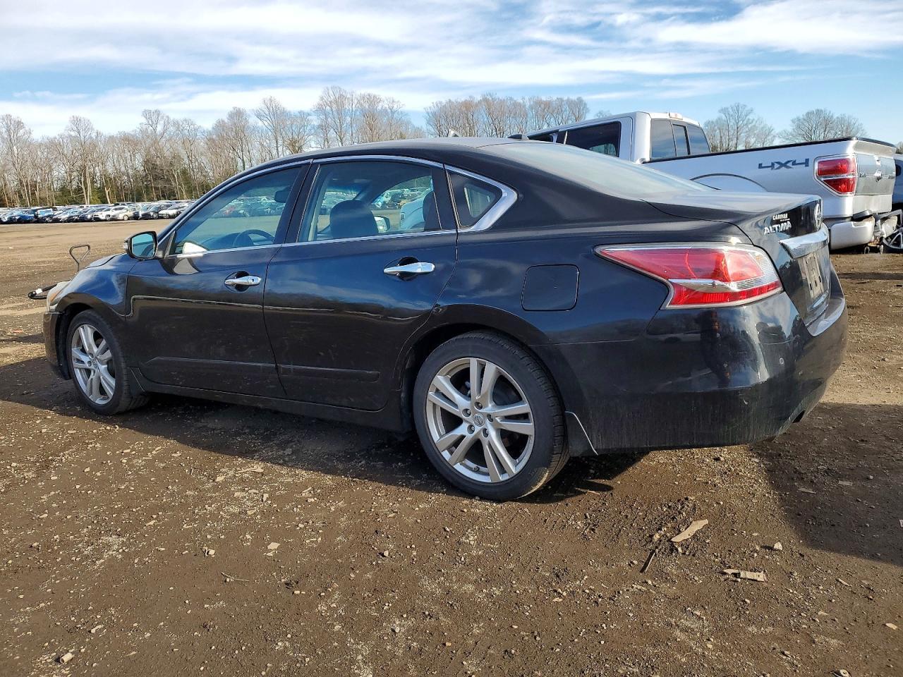 2015 Niss Altima 3.5s