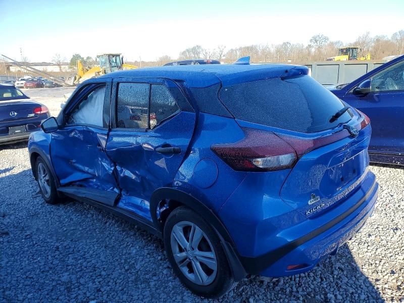 2022 Nissan Kicks s