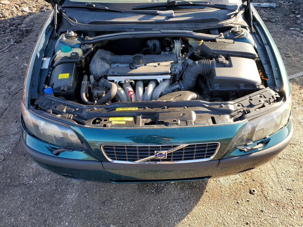 2001 Volvo S60