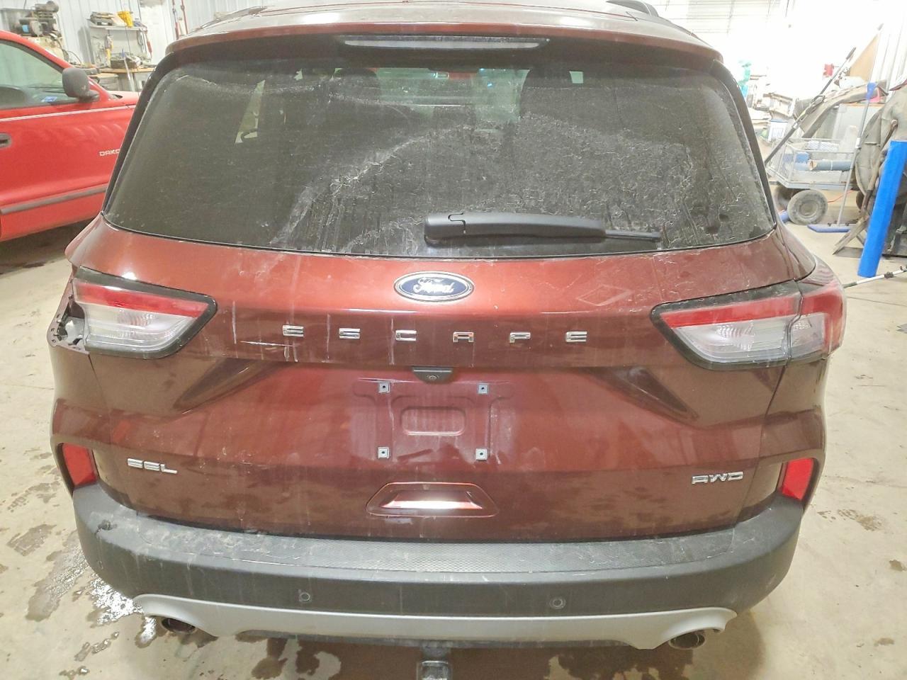2021 Ford Escape sel