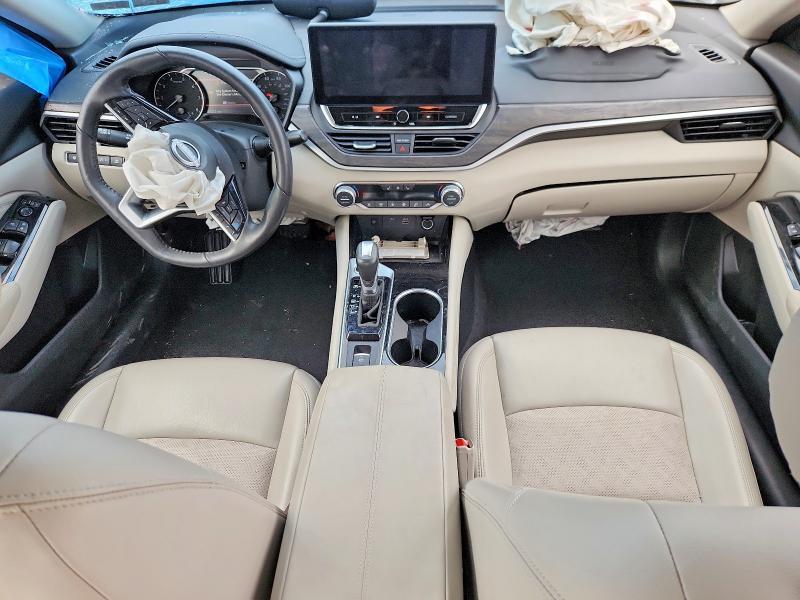 2023 Nissan Altima sl