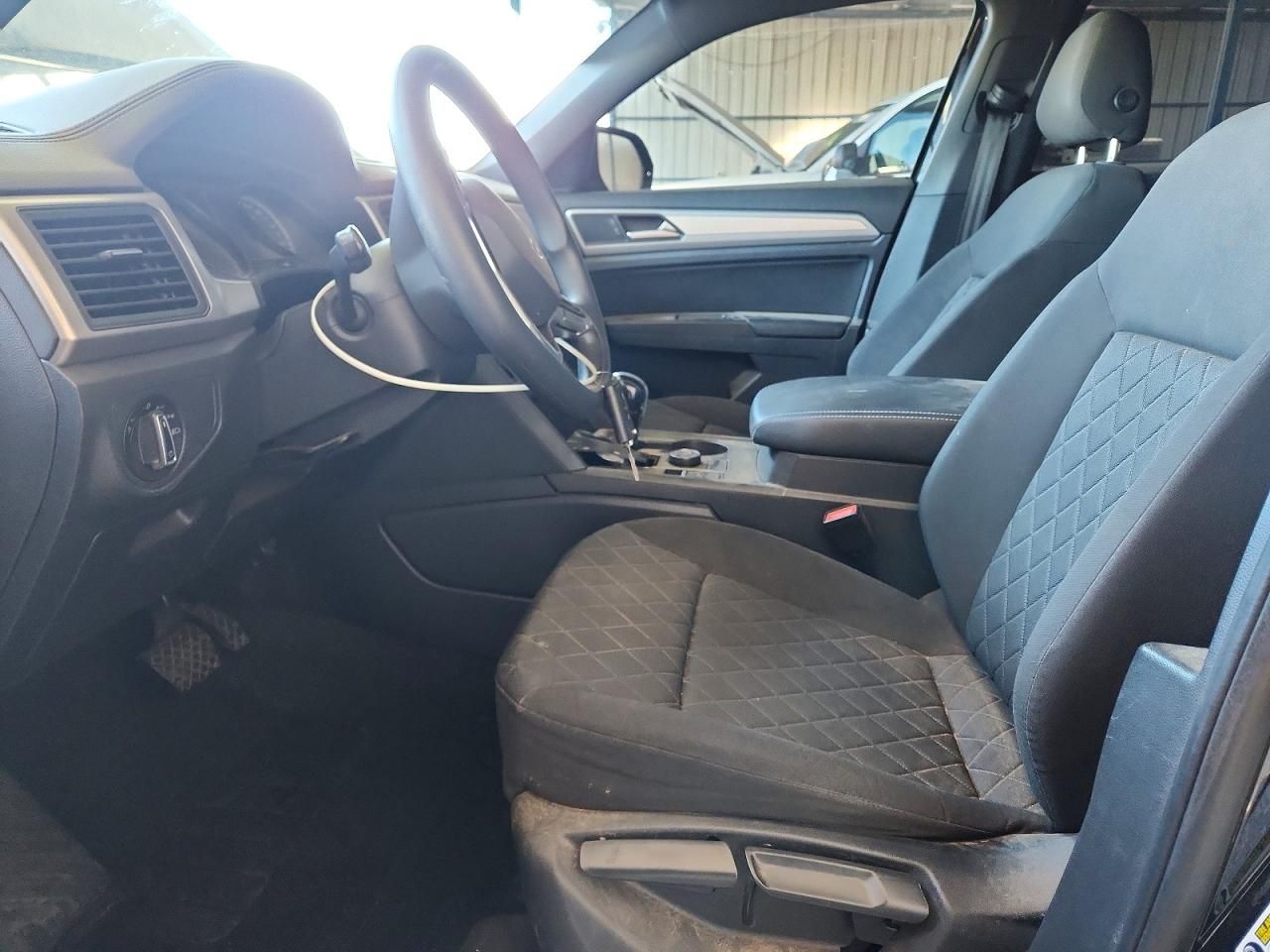 2020 Volkswagen Atlas Cross Sport s