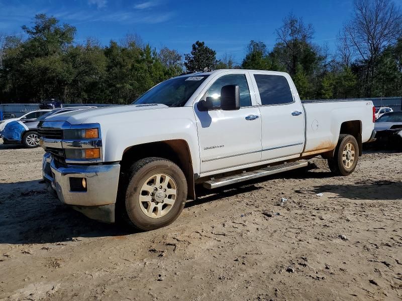 2015 Chevrolet Silverado K3500 ltz