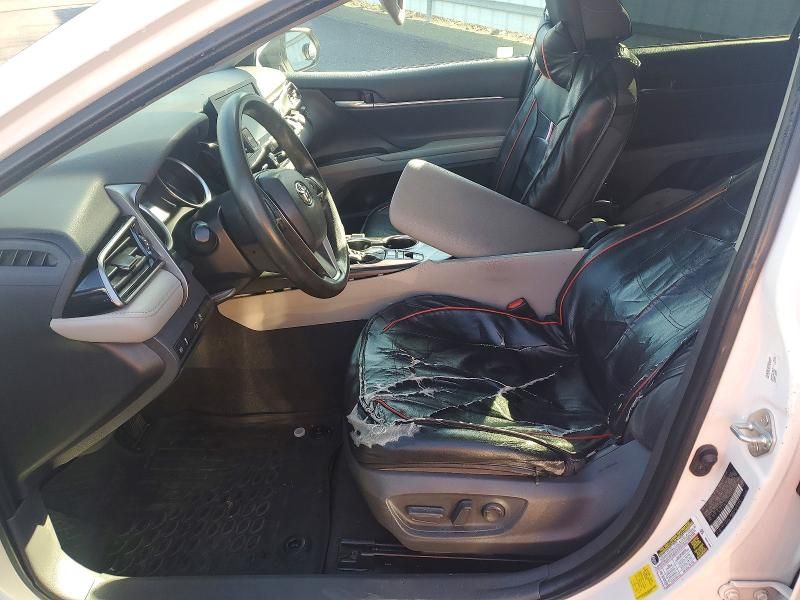 2021 Toyota Camry le