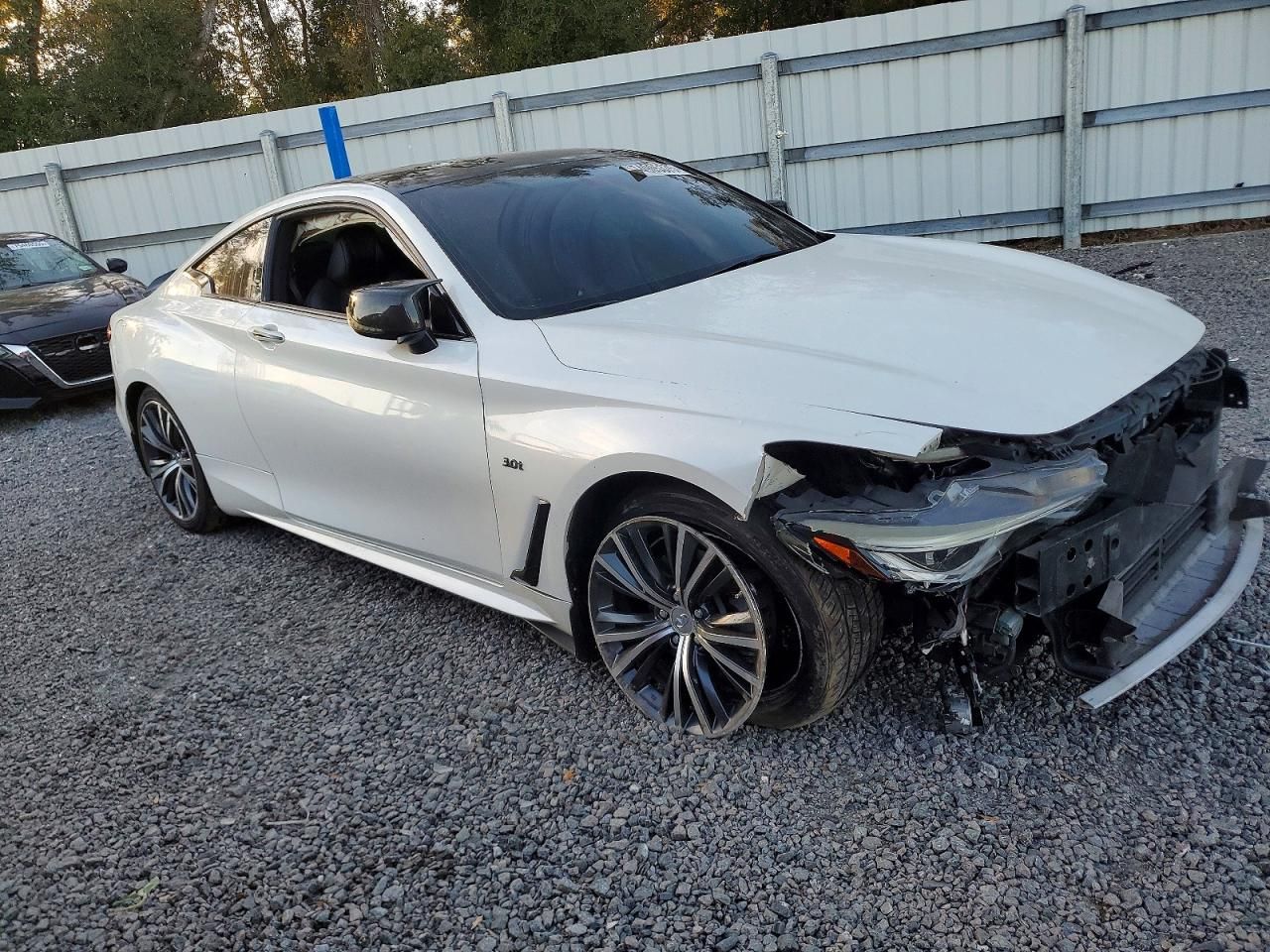 2017 Infiniti Q60 Premium