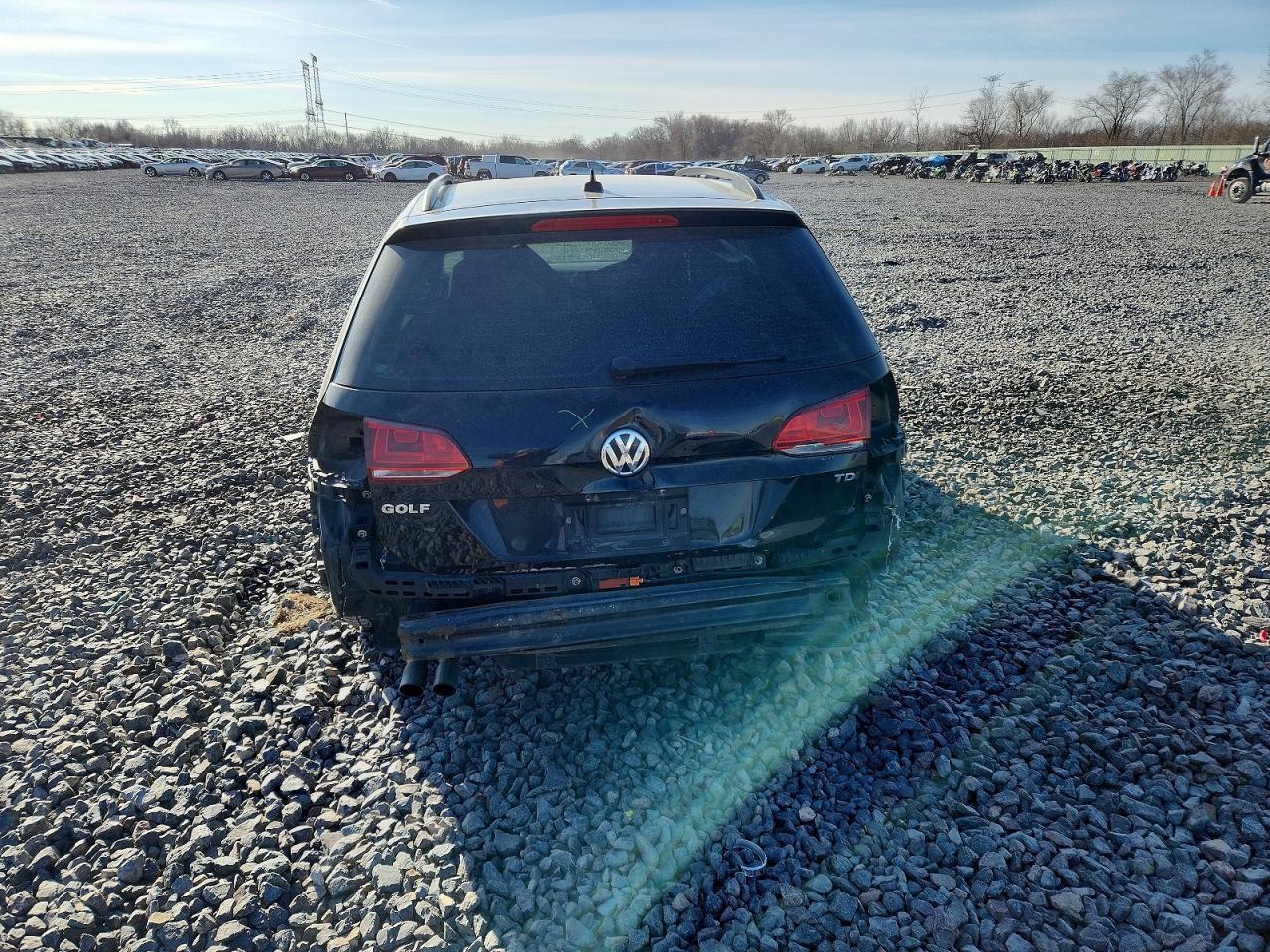 2015 Volkswagen Golf Sportwagen tdi s