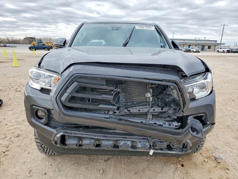 2022 Toyota Tacoma Access cab