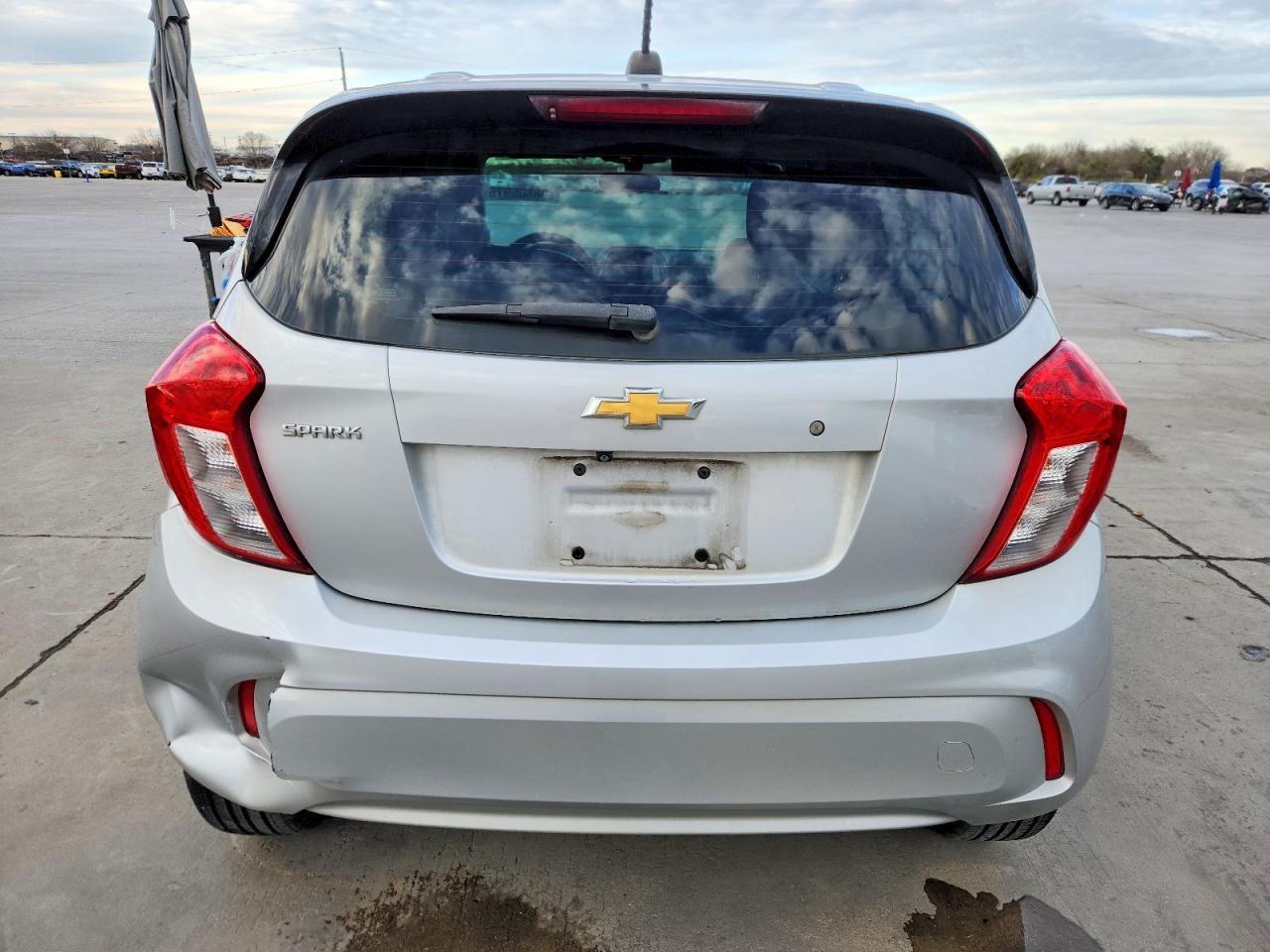 2020 Chev Spark ls