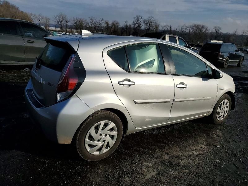 2015 Toyota Prius c