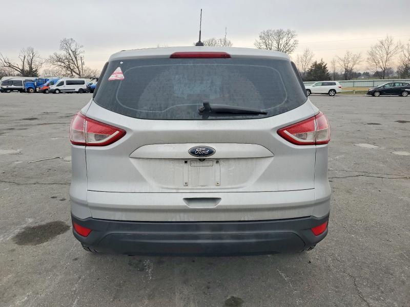 2016 Ford Escape s