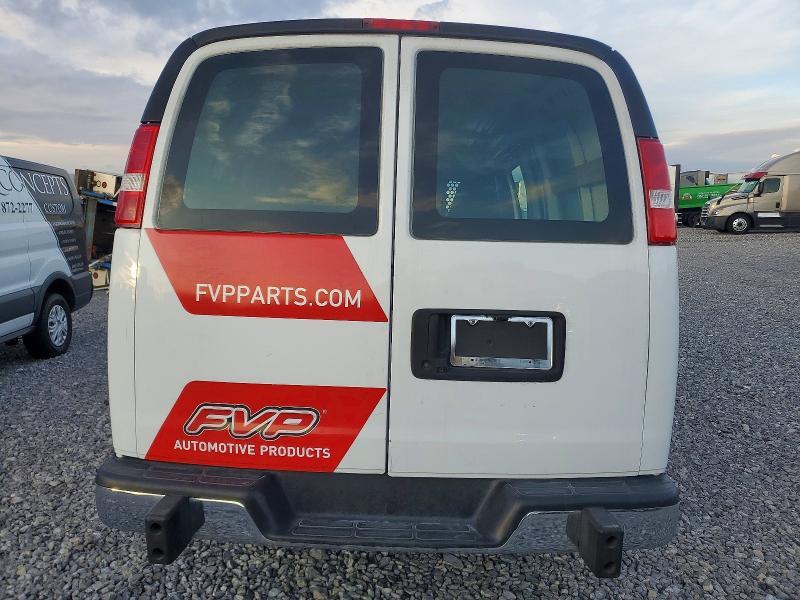 2021 Chev Rolet Express 2500 Delivery van