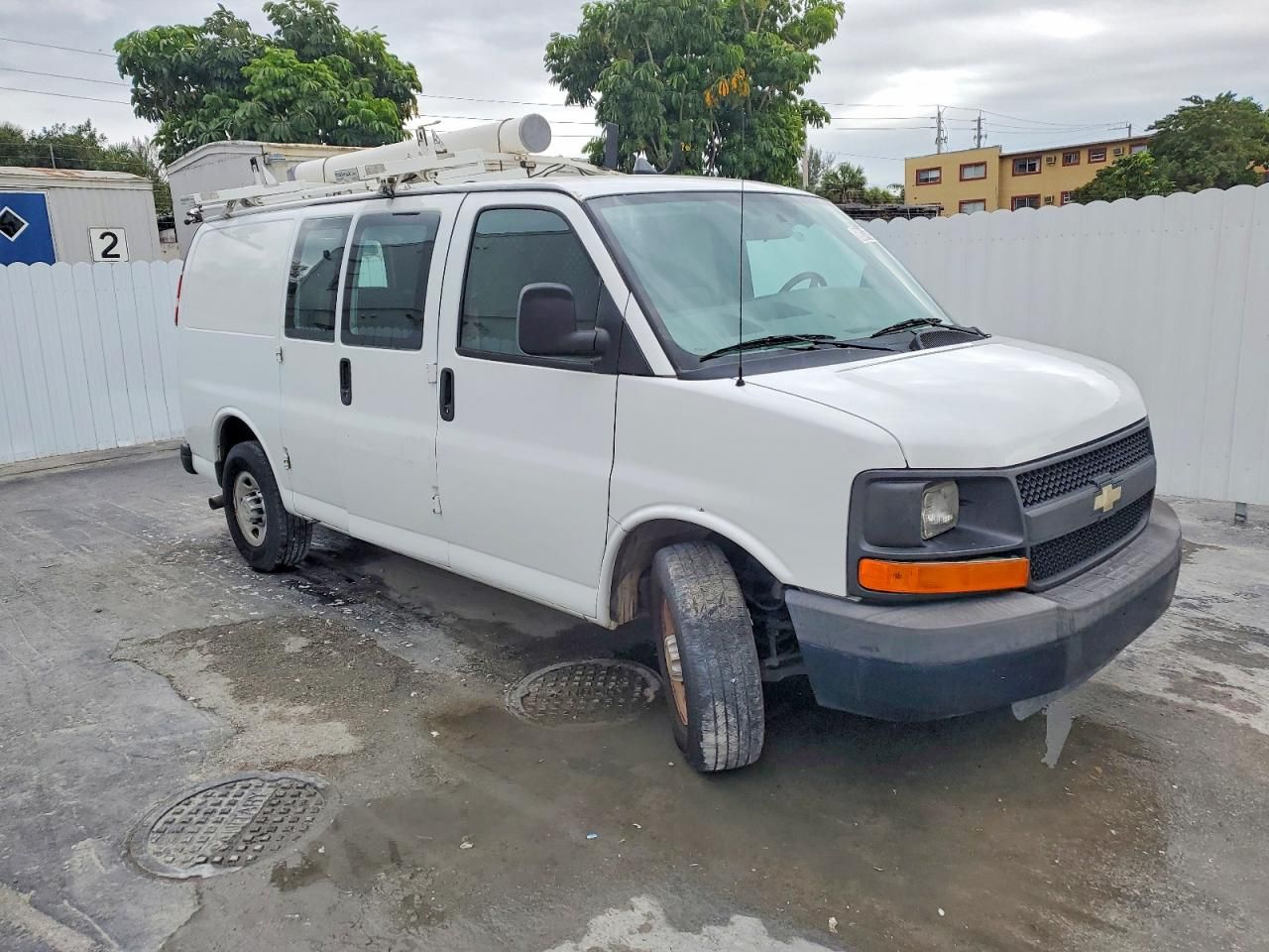 2013 Chevrolet Express G2500