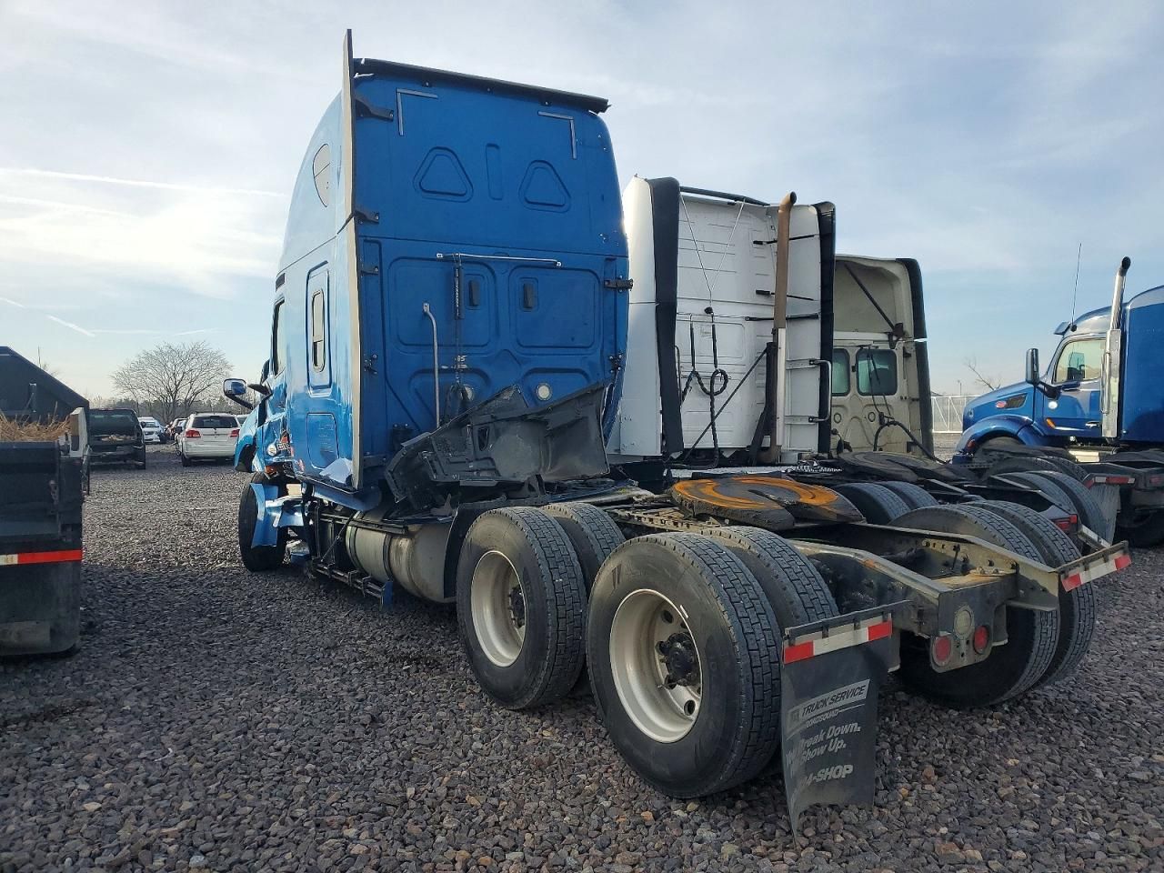 2019 Freightliner Cascadia 126 Semi Truck
