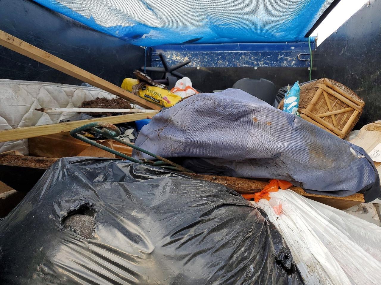 2015 Isuzu NPR HD Dump Truck