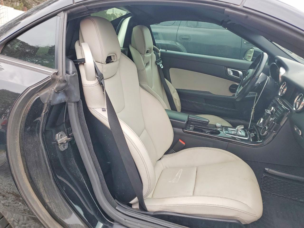 2016 Mercedes-Benz Slk 300