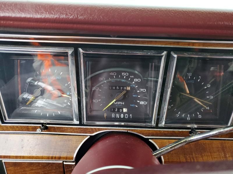 1989 Lincoln Town car