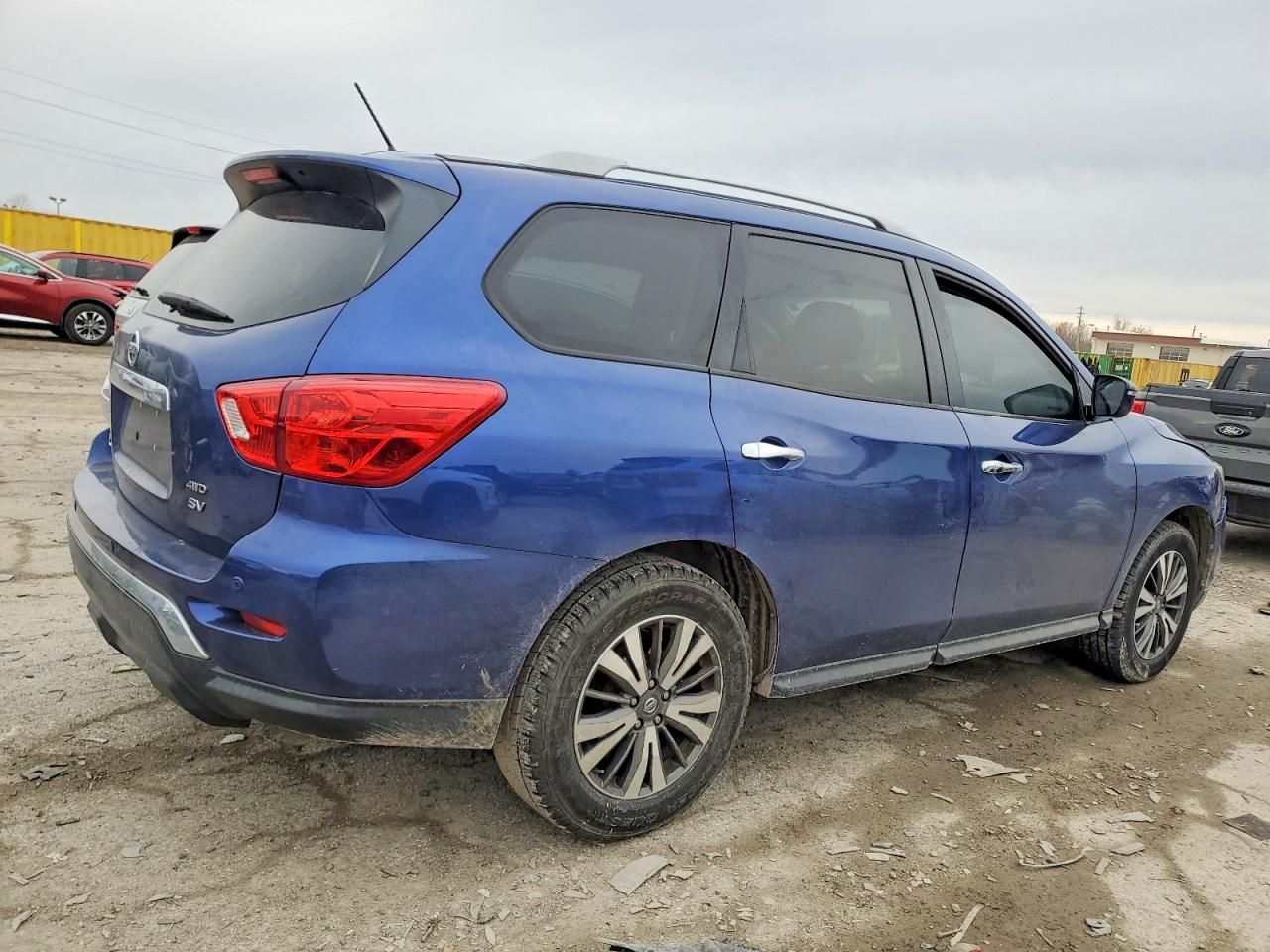 2017 Nissan Pathfinder s