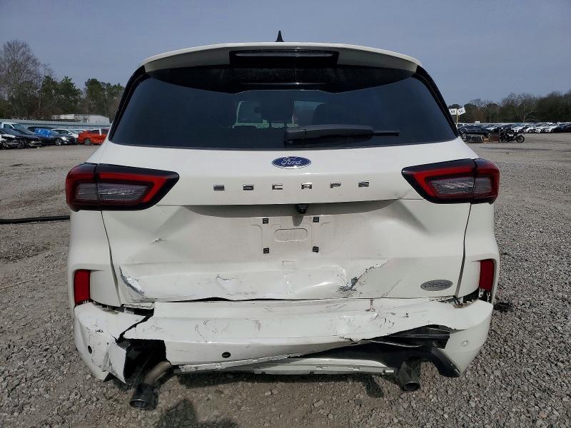 2024 Ford Escape st Line