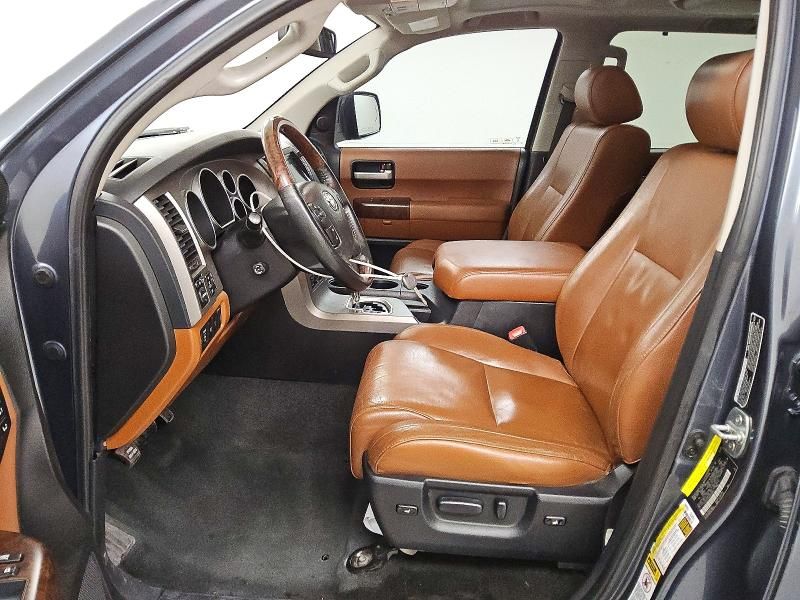 2010 Toyota Sequoia Platinum